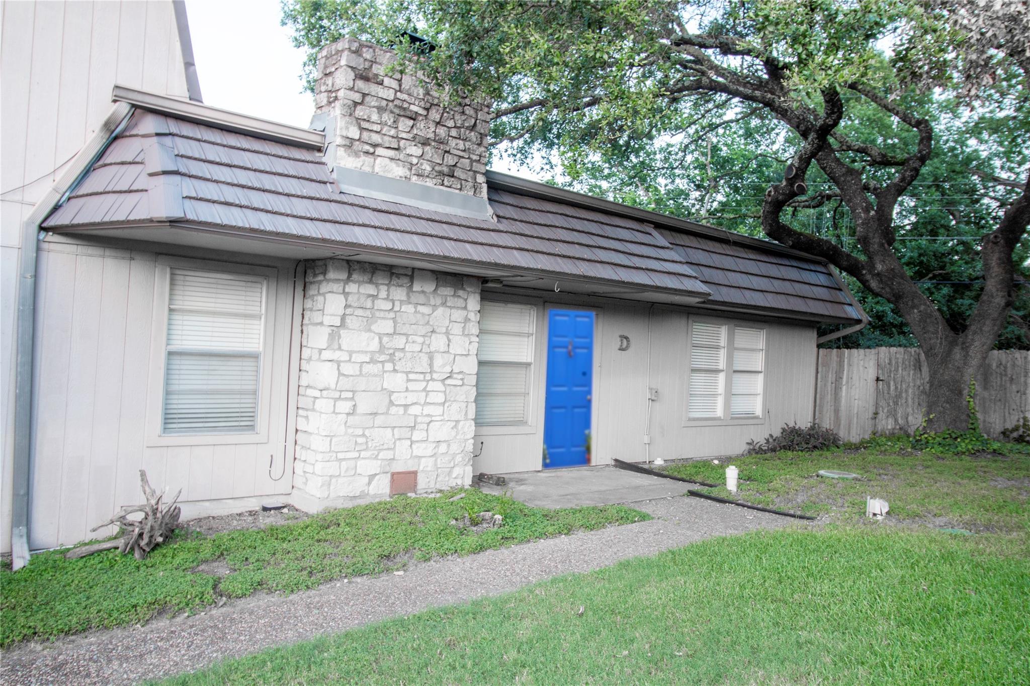 709 Castle Ridge Rd #D Austin, TX 78746