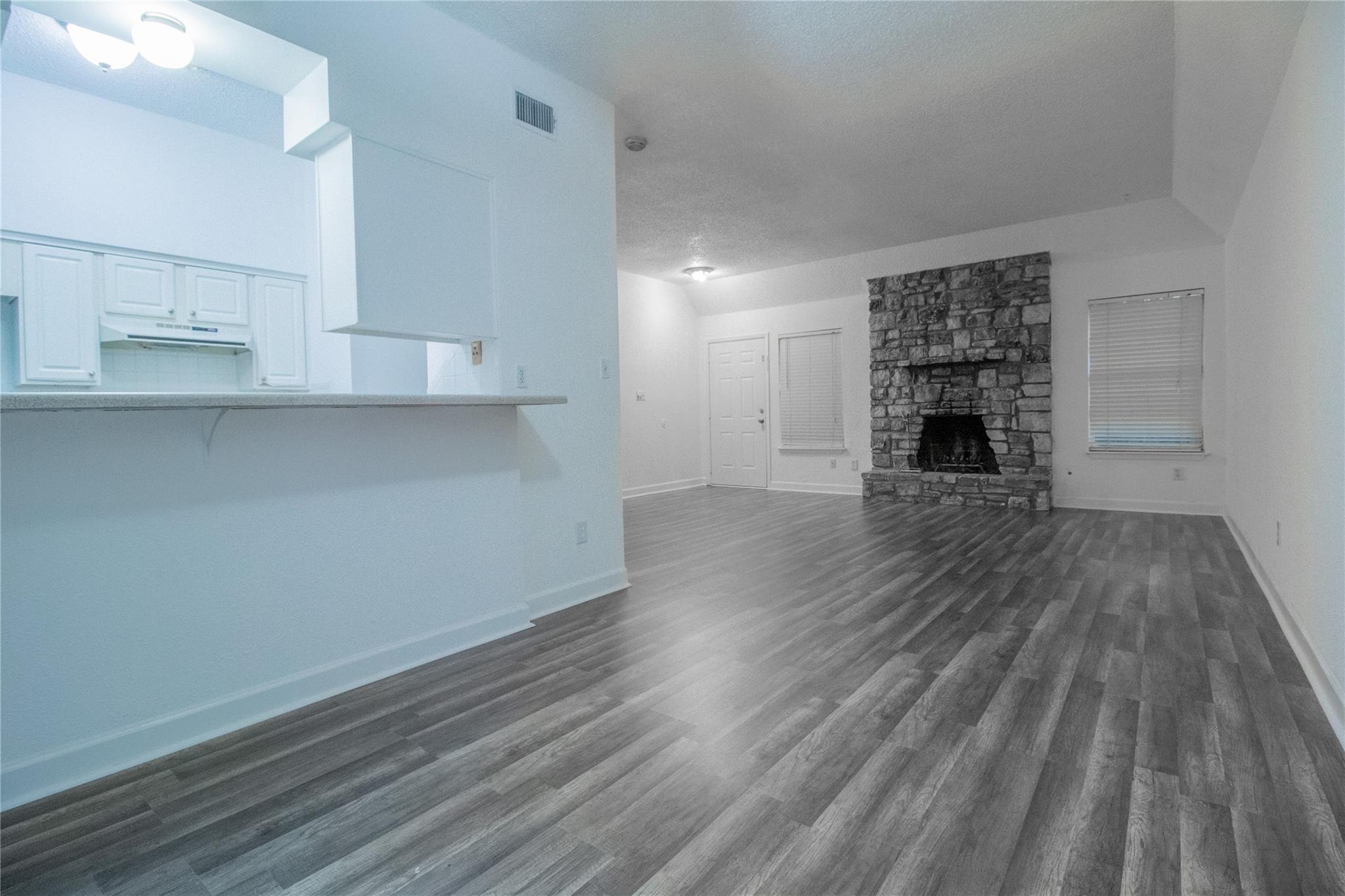 709 Castle Ridge Rd #D Austin, TX 78746