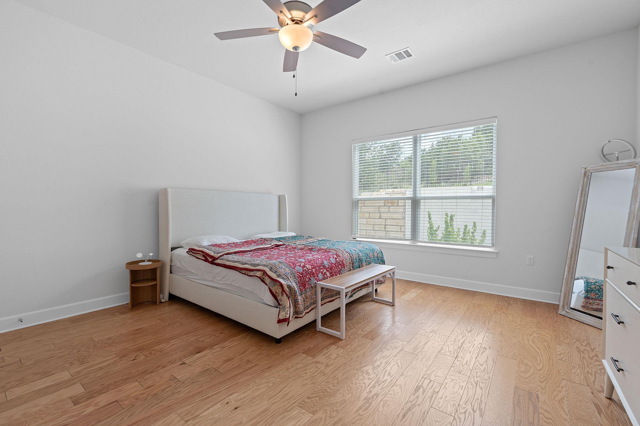 104 Majestic Arroyo Way Lakeway, TX 78738