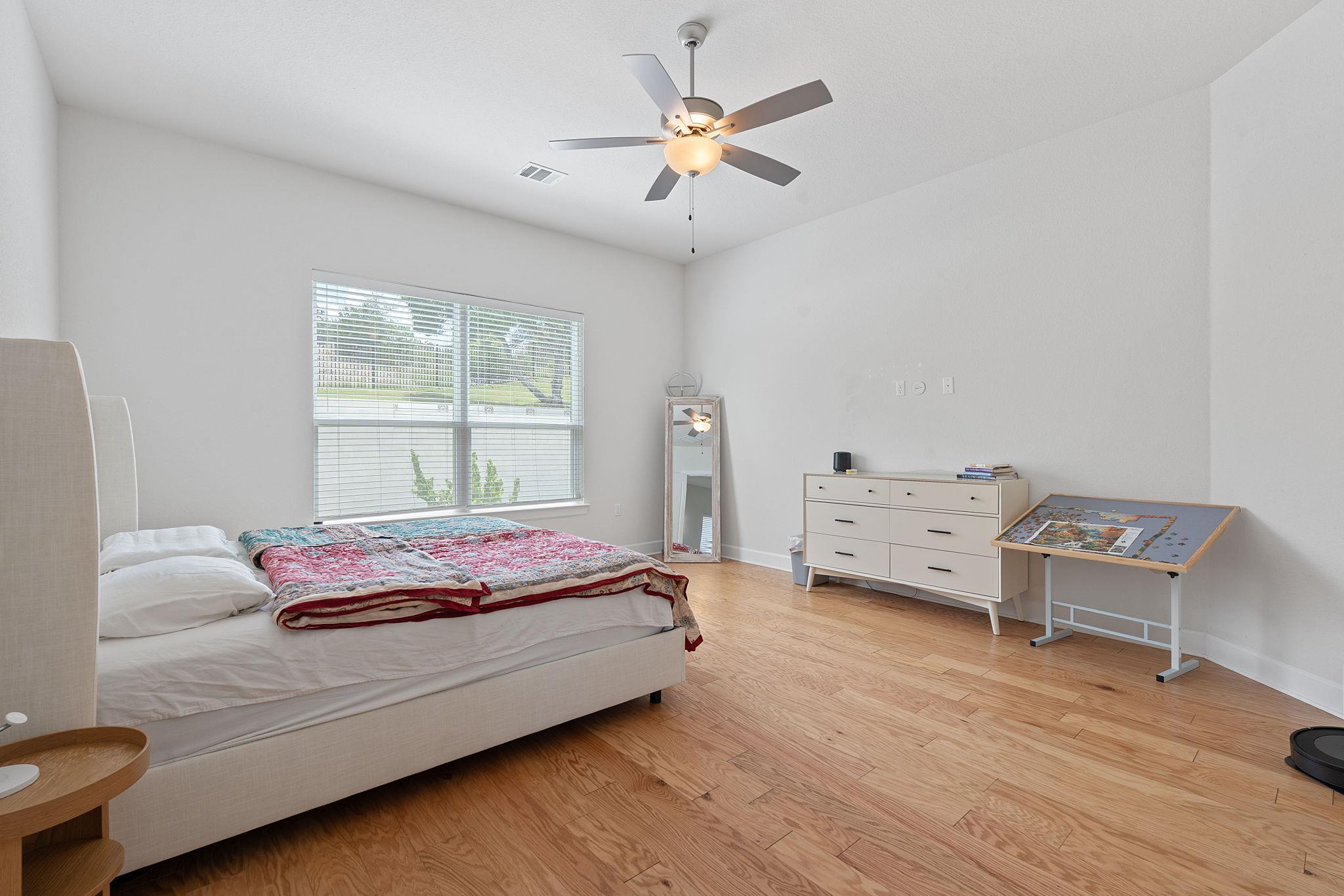 104 Majestic Arroyo Way Lakeway, TX 78738