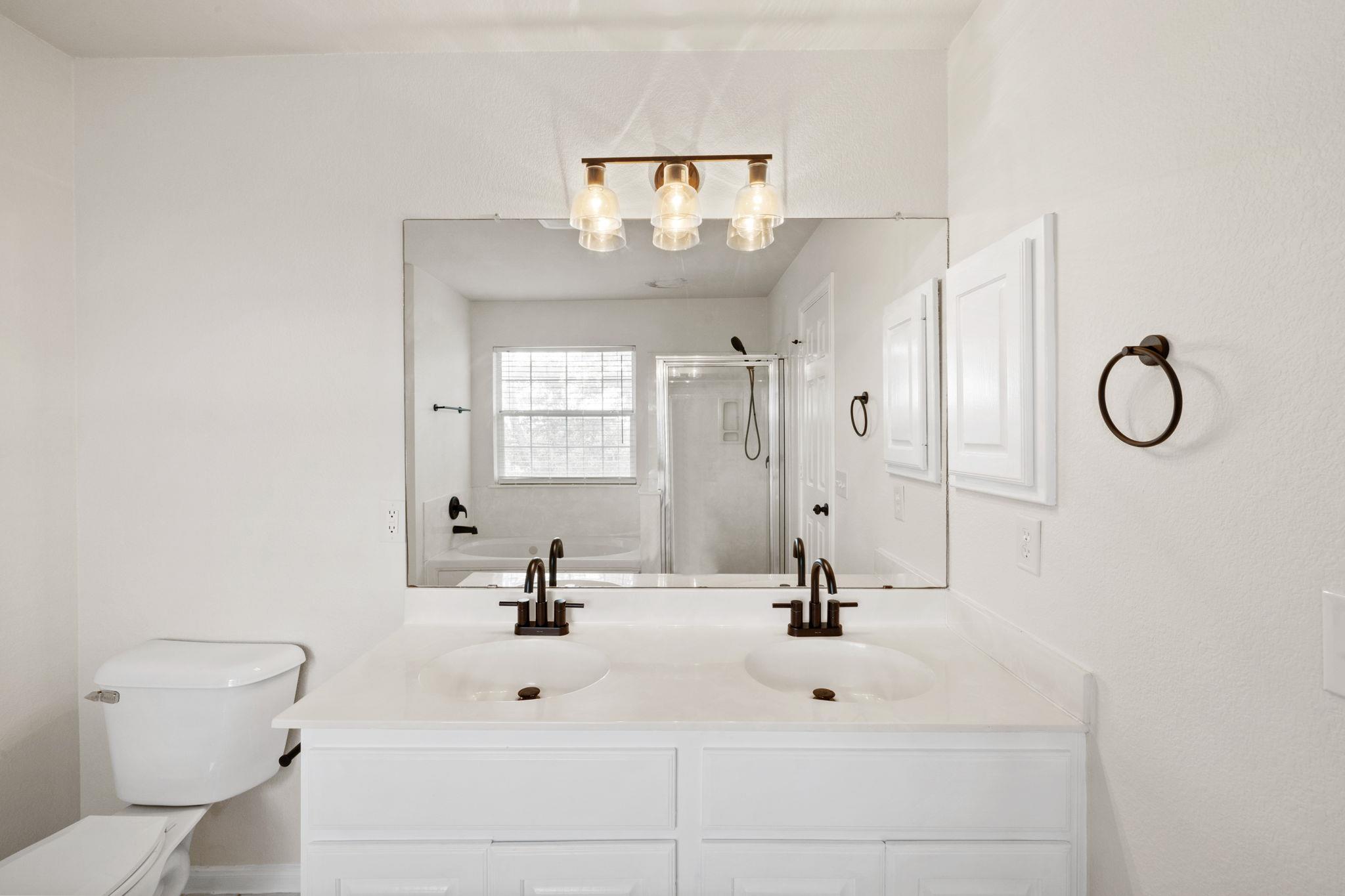 2732 Cascade Falls Dr Dr Austin, TX 78738