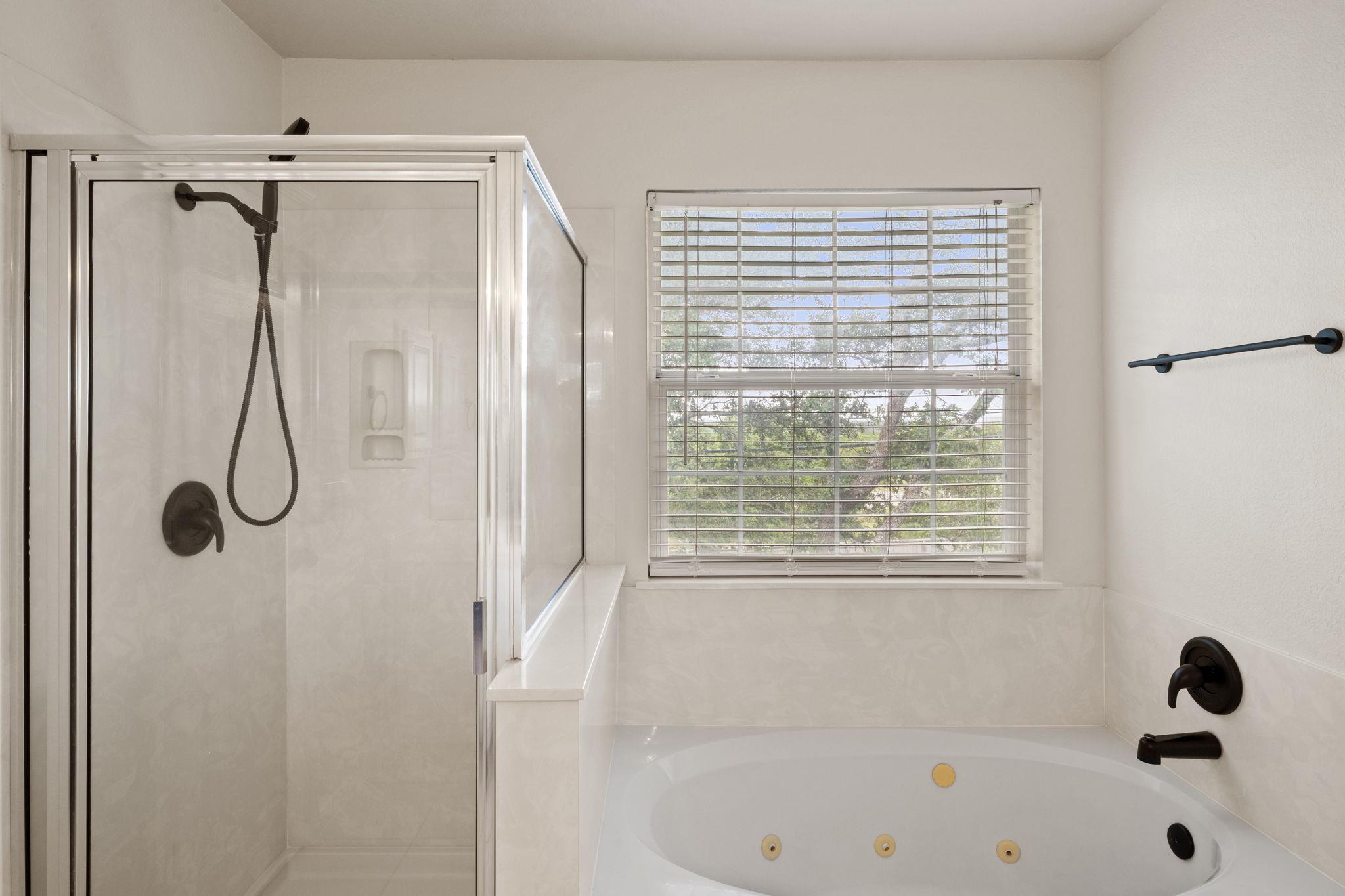 2732 Cascade Falls Dr Dr Austin, TX 78738