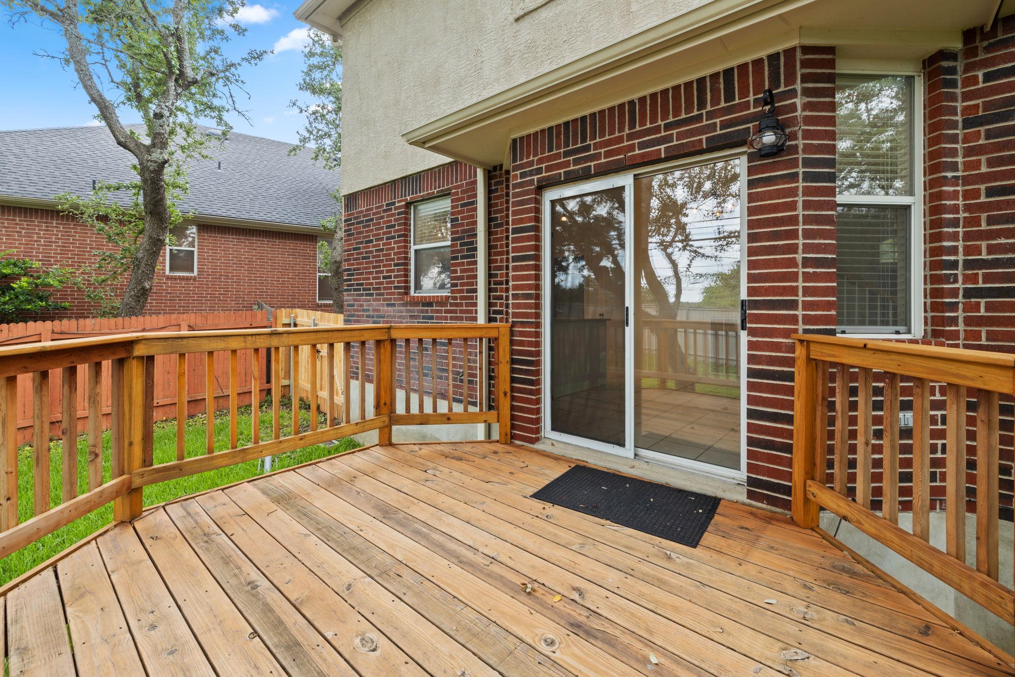 2732 Cascade Falls Dr Dr Austin, TX 78738