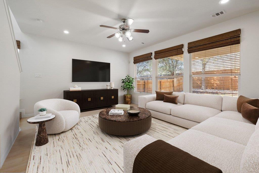 9412 Beechnut Dr Austin, TX 78748