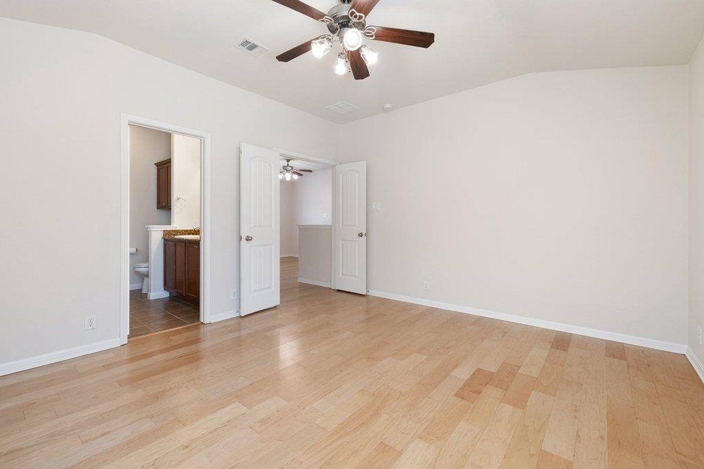 9412 Beechnut Dr Austin, TX 78748