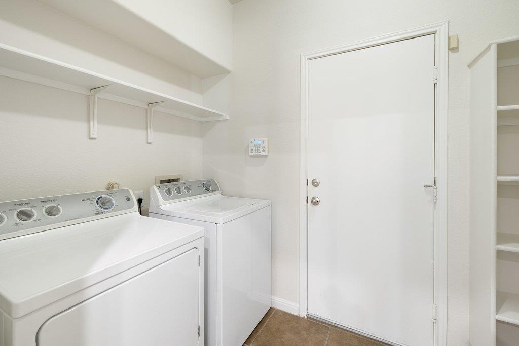 9412 Beechnut Dr Austin, TX 78748