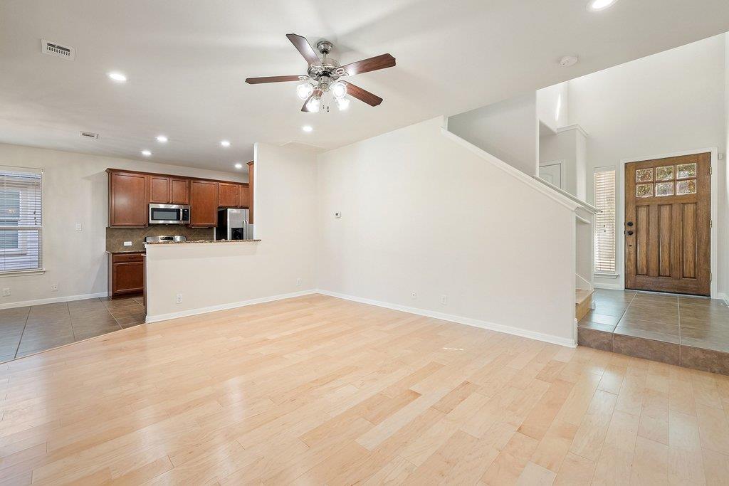 9412 Beechnut Dr Austin, TX 78748