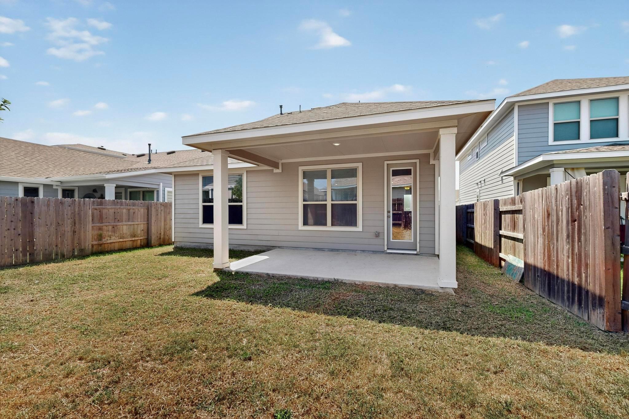 8302 Cottage Rose Dr Austin, TX 78744