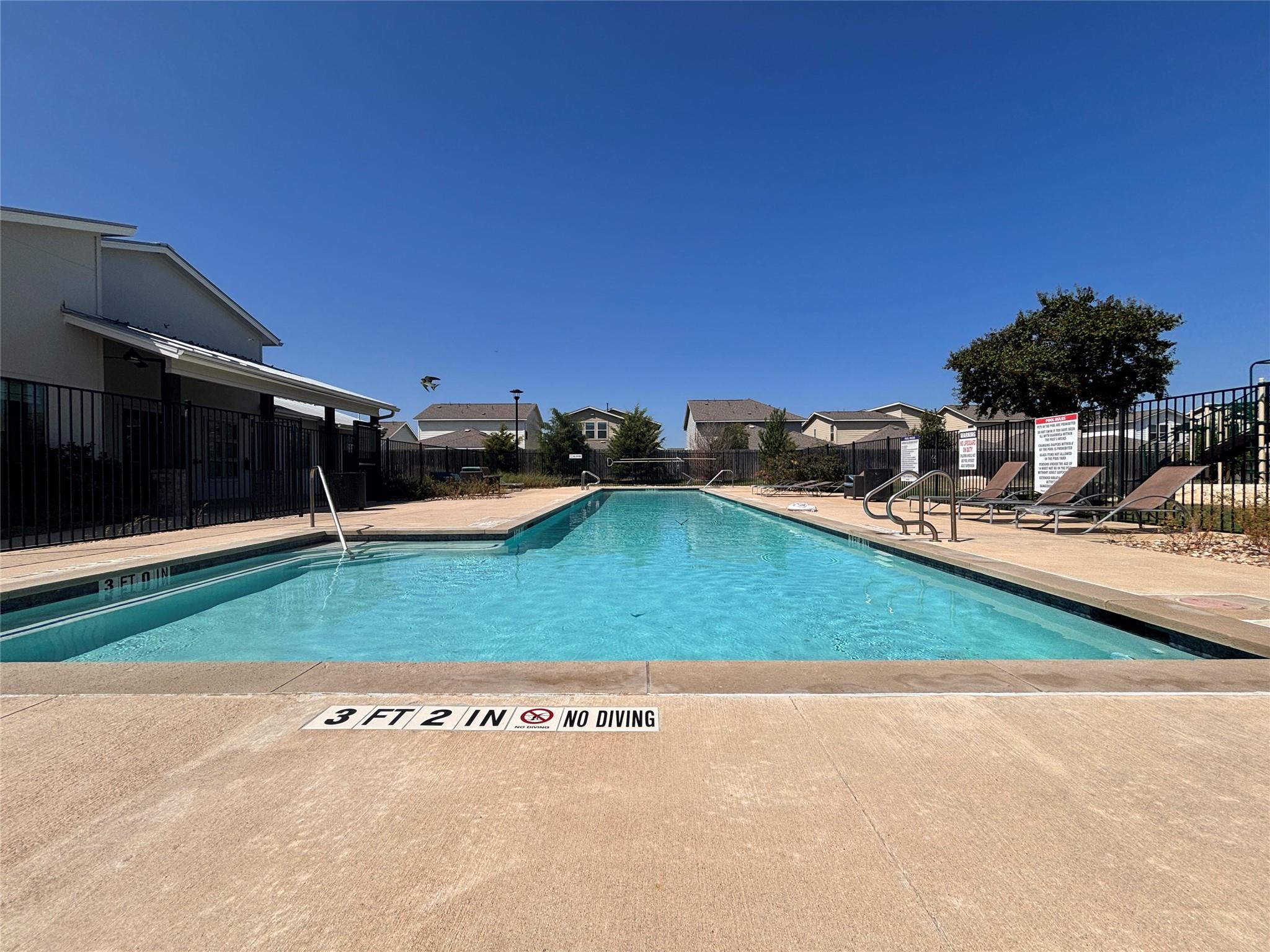 8302 Cottage Rose Dr Austin, TX 78744