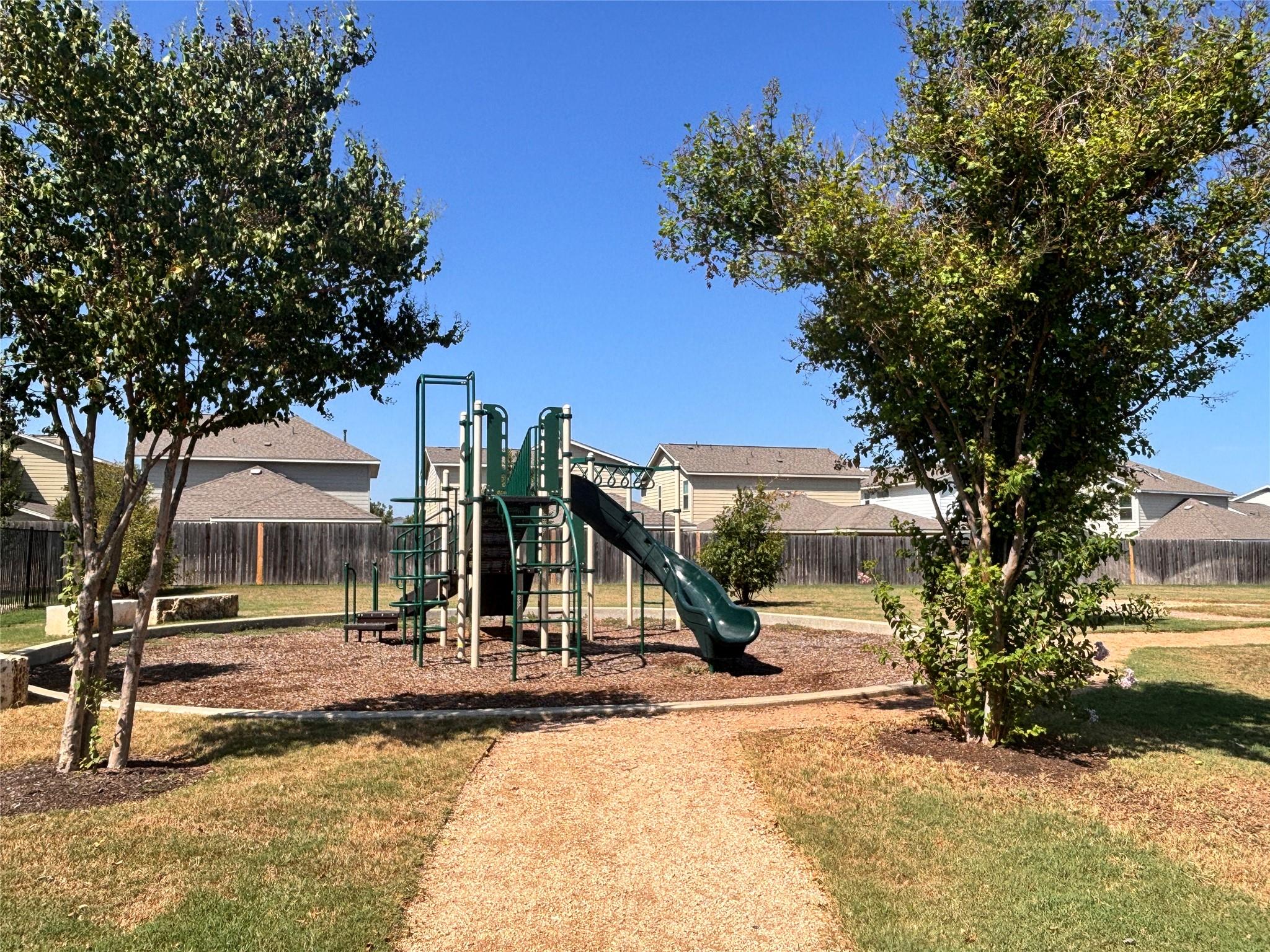 8302 Cottage Rose Dr Austin, TX 78744