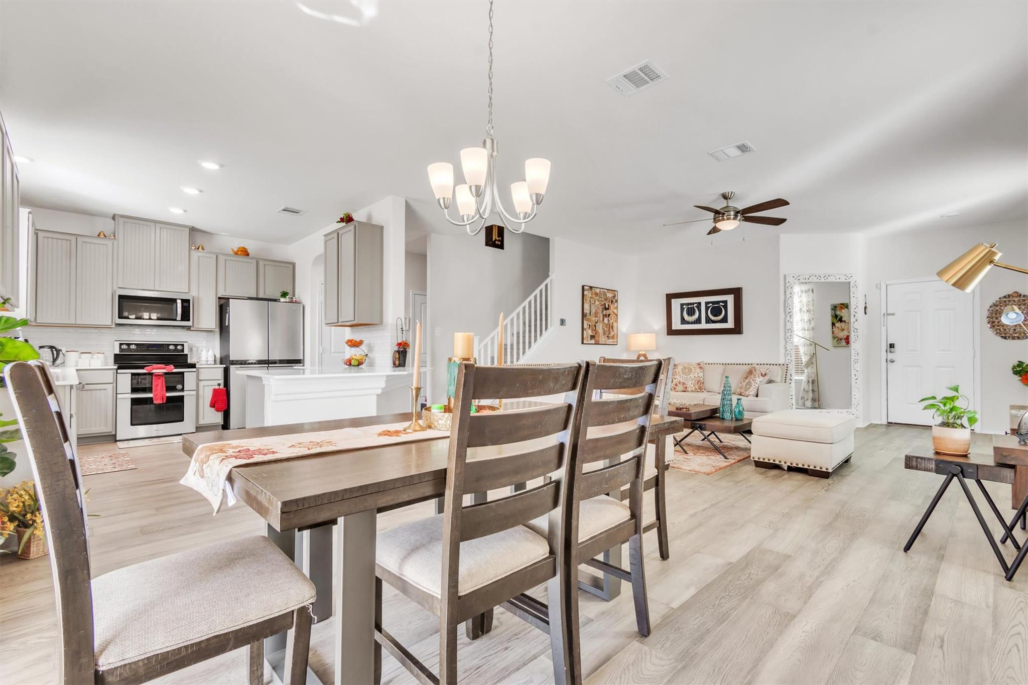 421 Conchillos Dr Georgetown, TX 78626