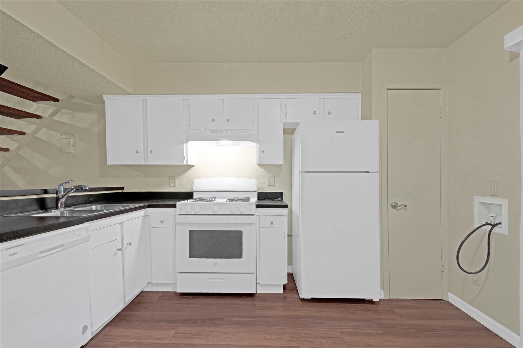 3454 Willowrun Dr Austin, TX 78704