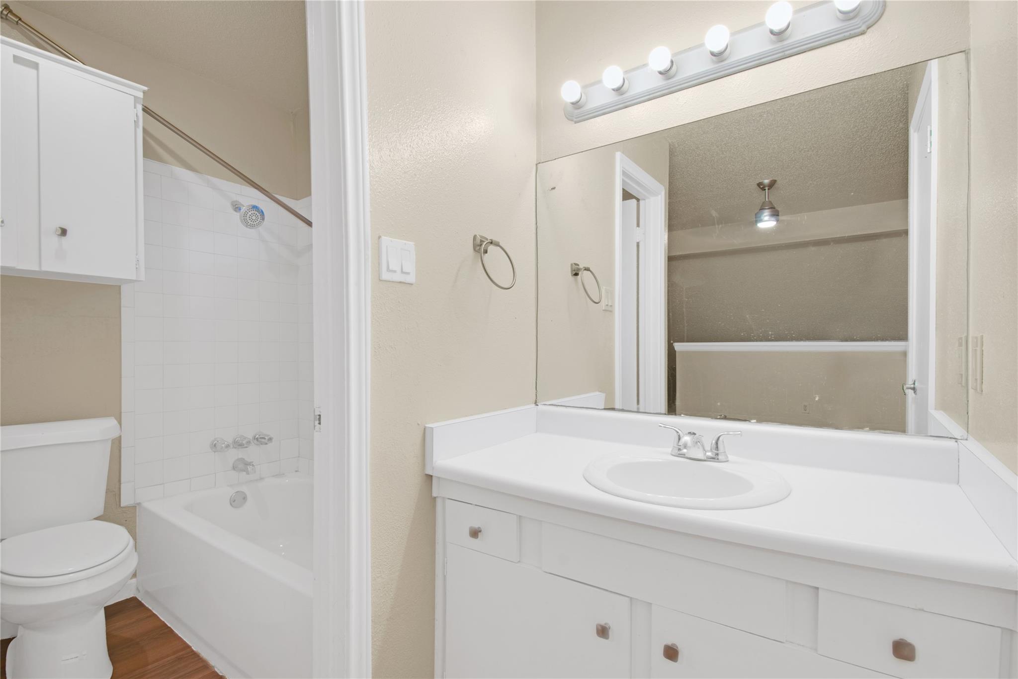 3454 Willowrun Dr Austin, TX 78704