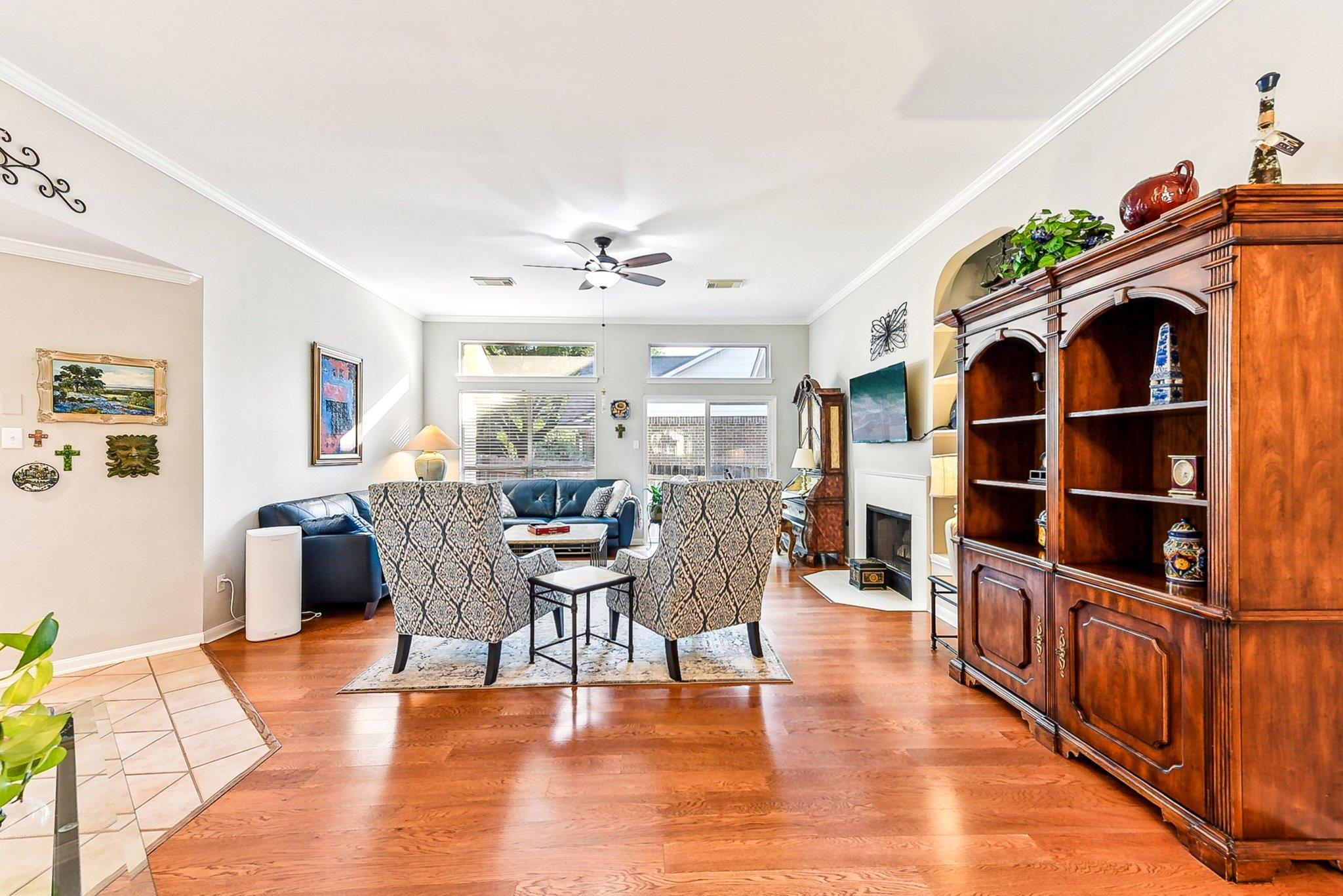 8909 Lomita Verde Ct Austin, TX 78749