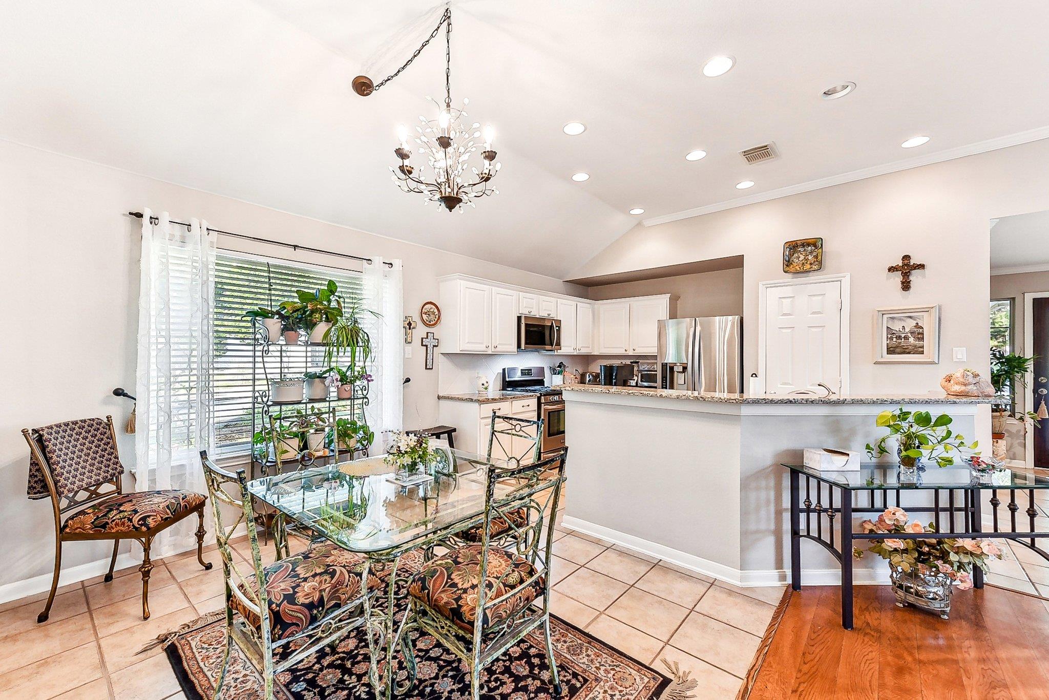 8909 Lomita Verde Ct Austin, TX 78749