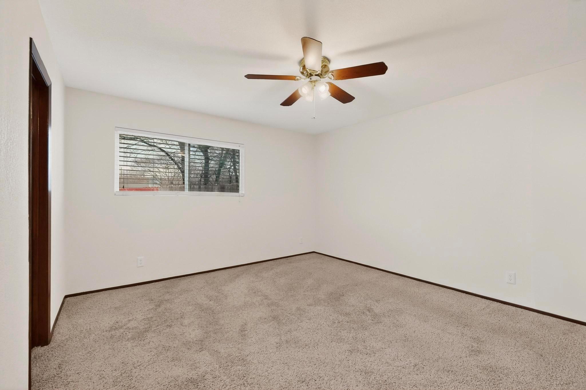 300 Hickok Ct Austin, TX 78753