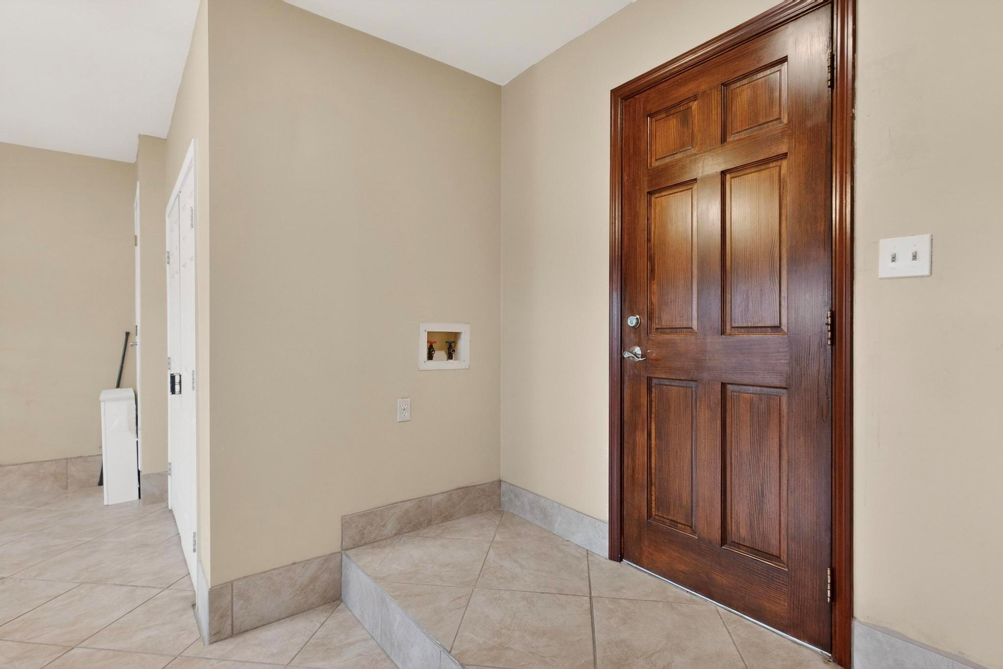 300 Hickok Ct Austin, TX 78753