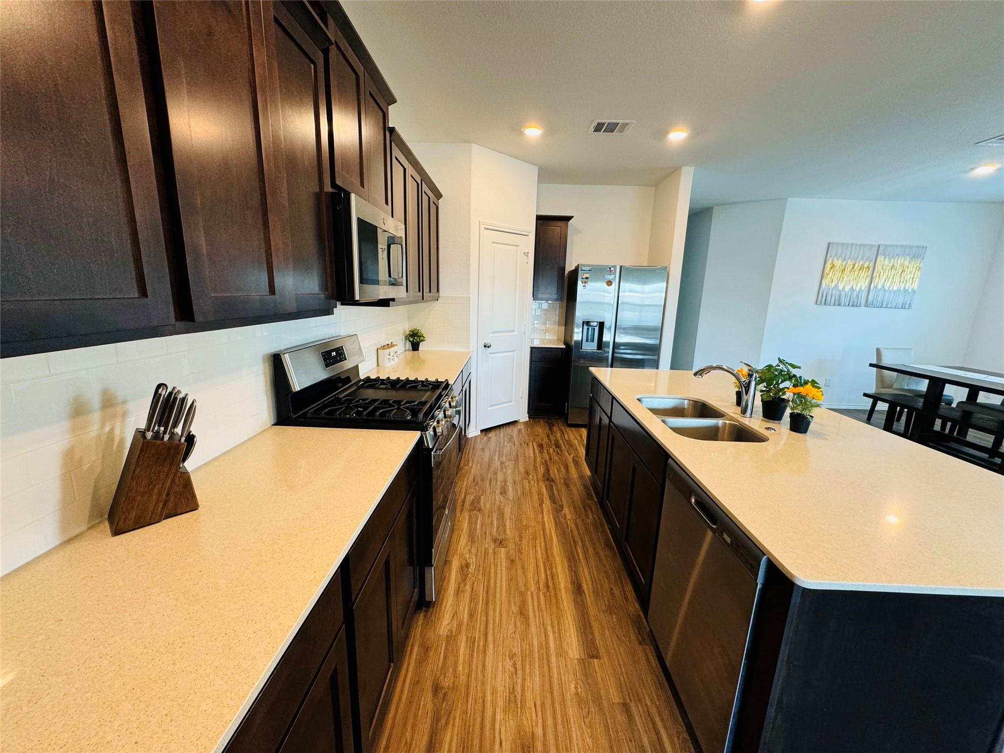 118 Coyote Mountain Cv Georgetown, TX 78628