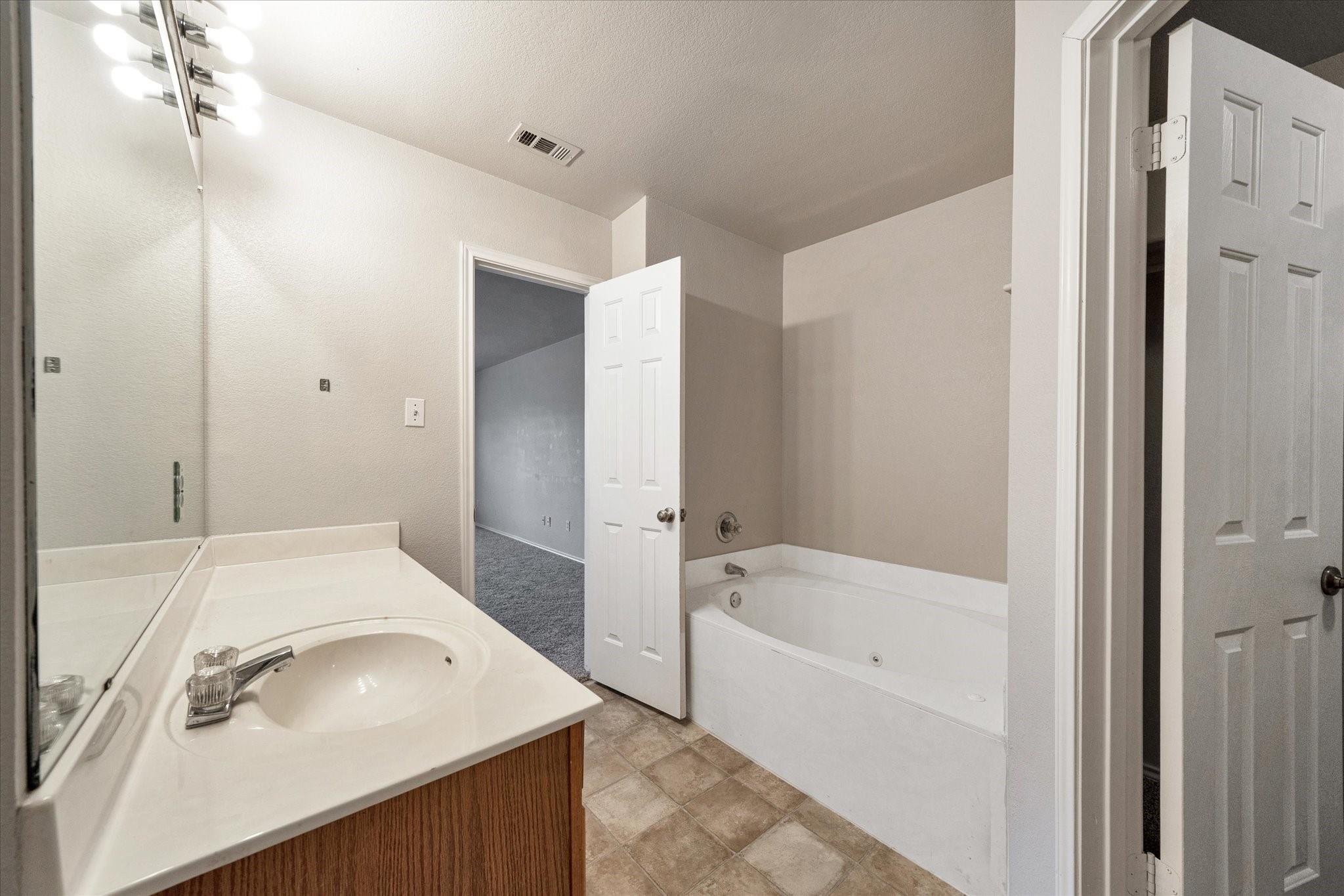 1701 Balsam Way Round Rock, TX 78665