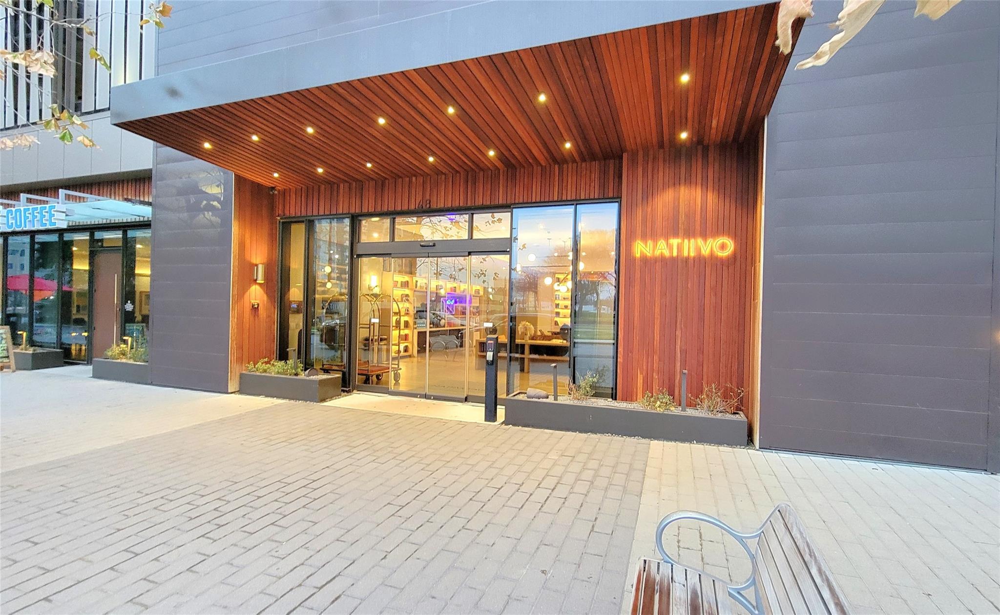 48 East Ave #2206 Austin, TX 78701