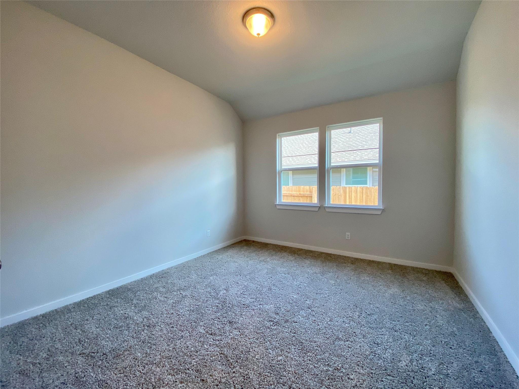 110 Joseph Hawkins Ln Bastrop, TX 78602