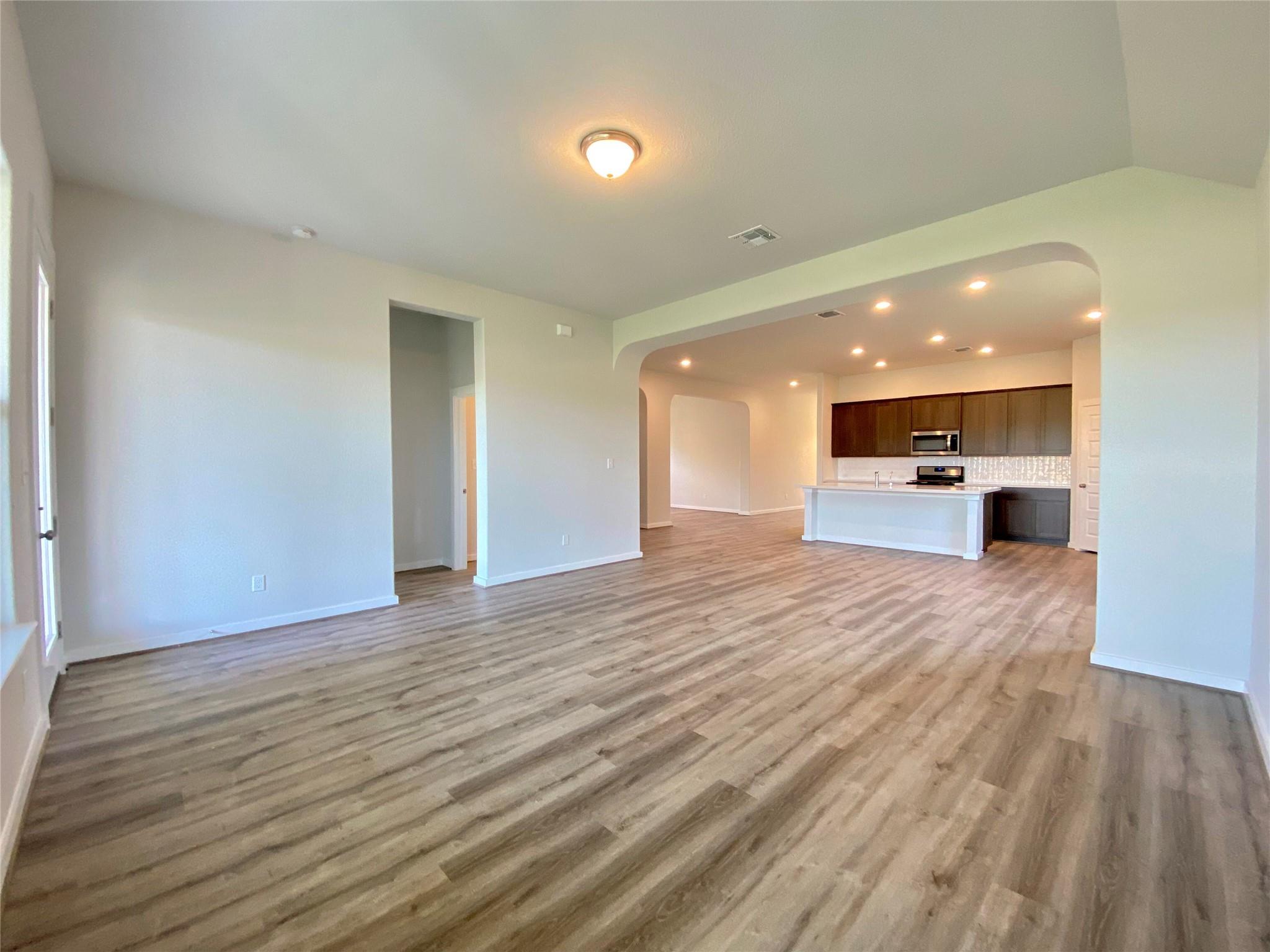 110 Joseph Hawkins Ln Bastrop, TX 78602