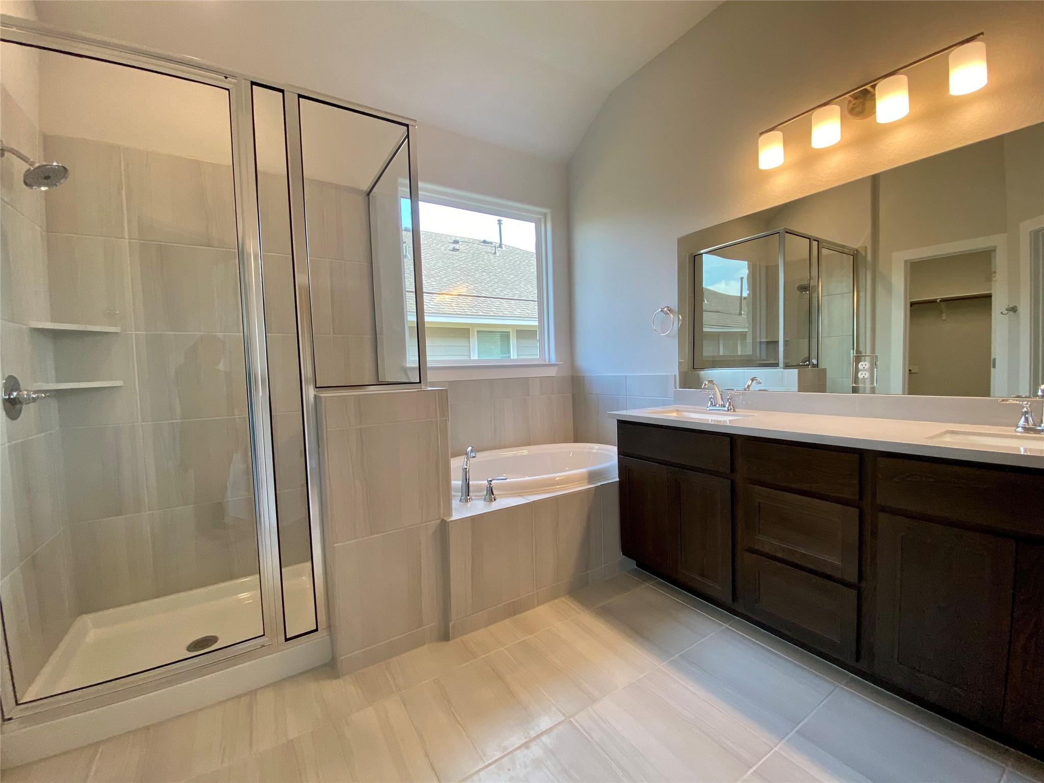 110 Joseph Hawkins Ln Bastrop, TX 78602