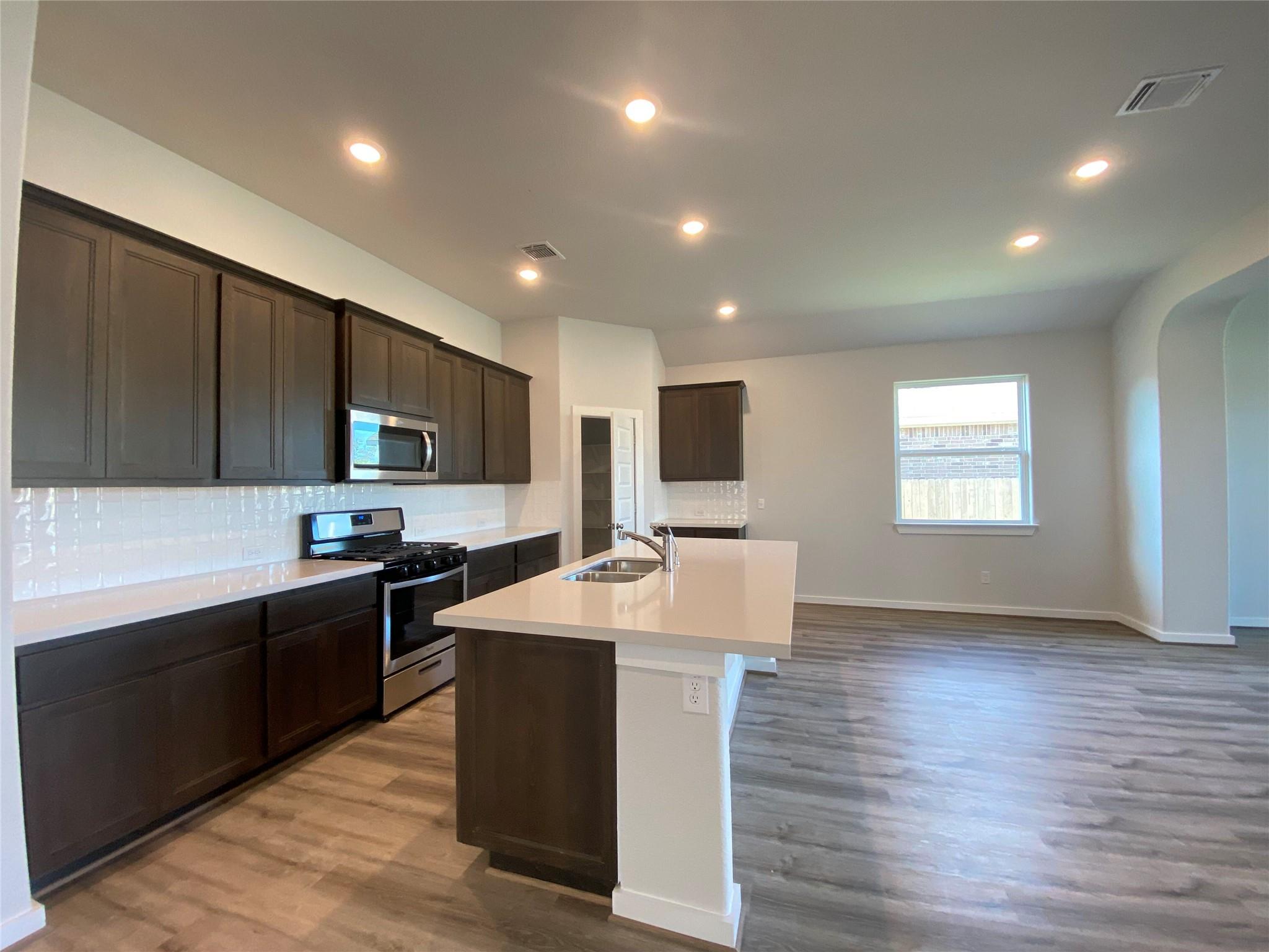 110 Joseph Hawkins Ln Bastrop, TX 78602