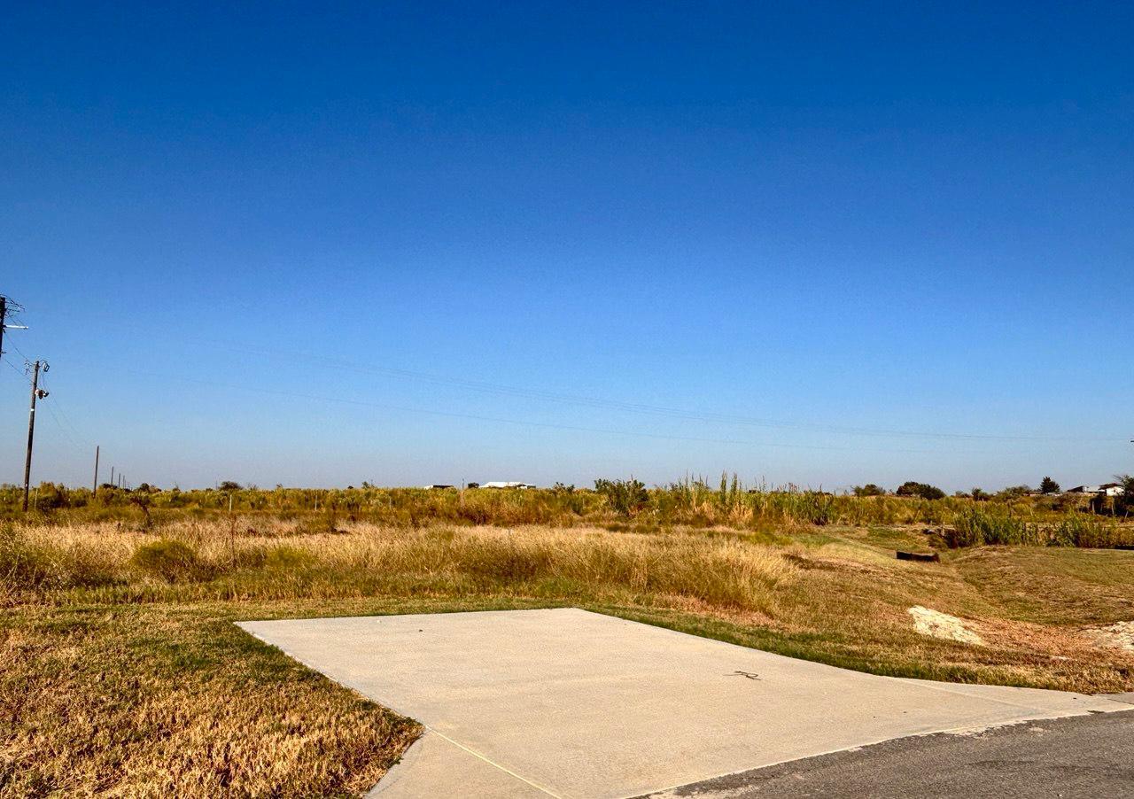 256 Castellana Way Elgin, TX 78621