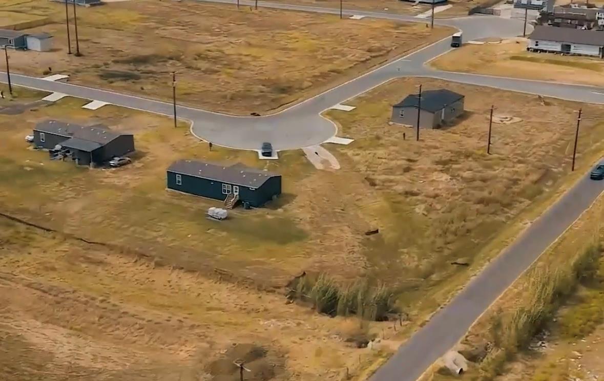 256 Castellana Way Elgin, TX 78621