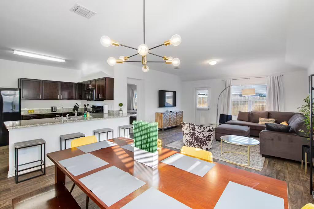 3609 Batson Dr Austin, TX 78725