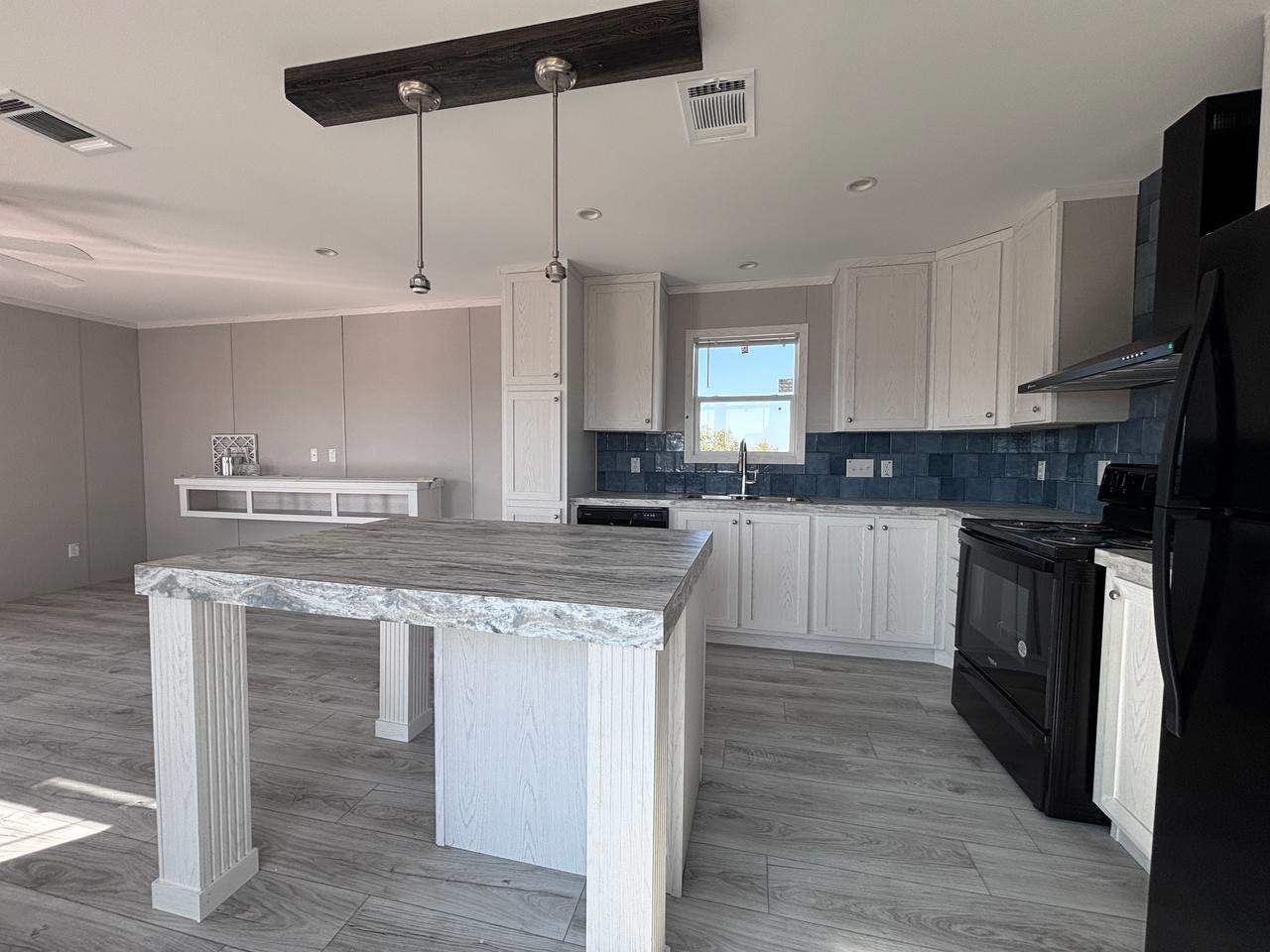 1061 Gale Dr Salado, TX 76571