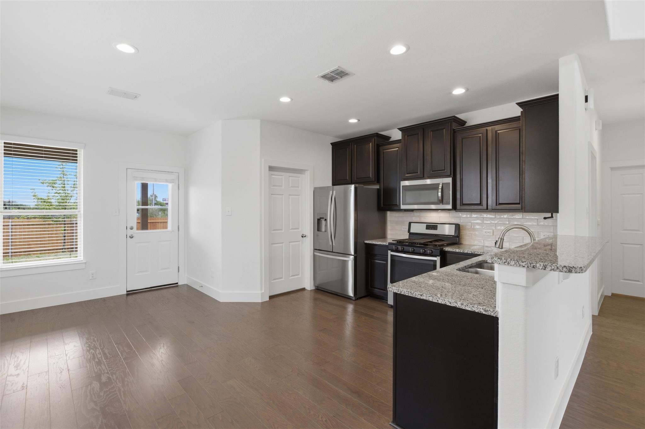 2004 Garretts Way Manchaca, TX 78652