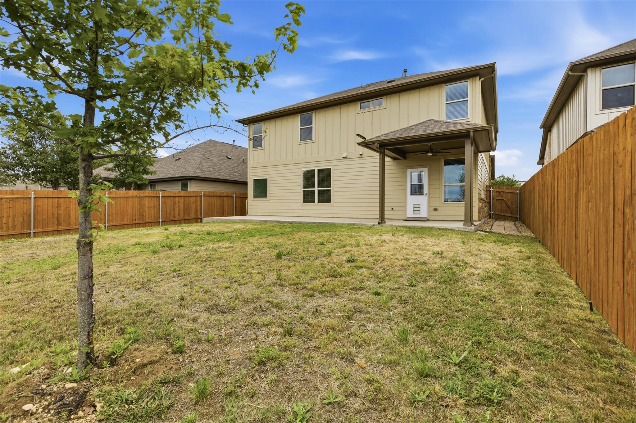 2004 Garretts Way Manchaca, TX 78652