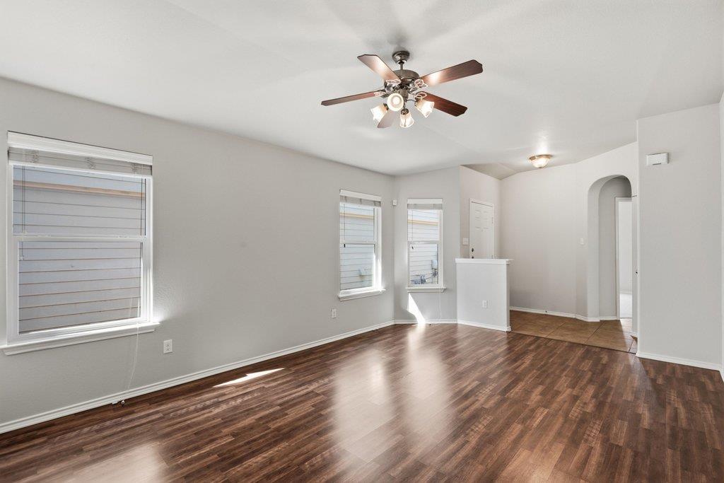 1601 Waxberry Ln Austin, TX 78748