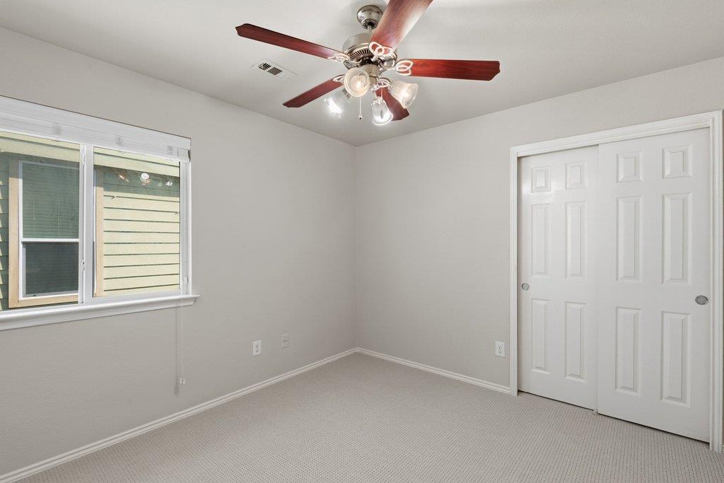 1601 Waxberry Ln Austin, TX 78748