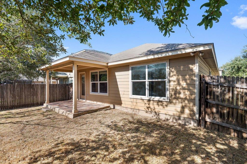 1601 Waxberry Ln Austin, TX 78748