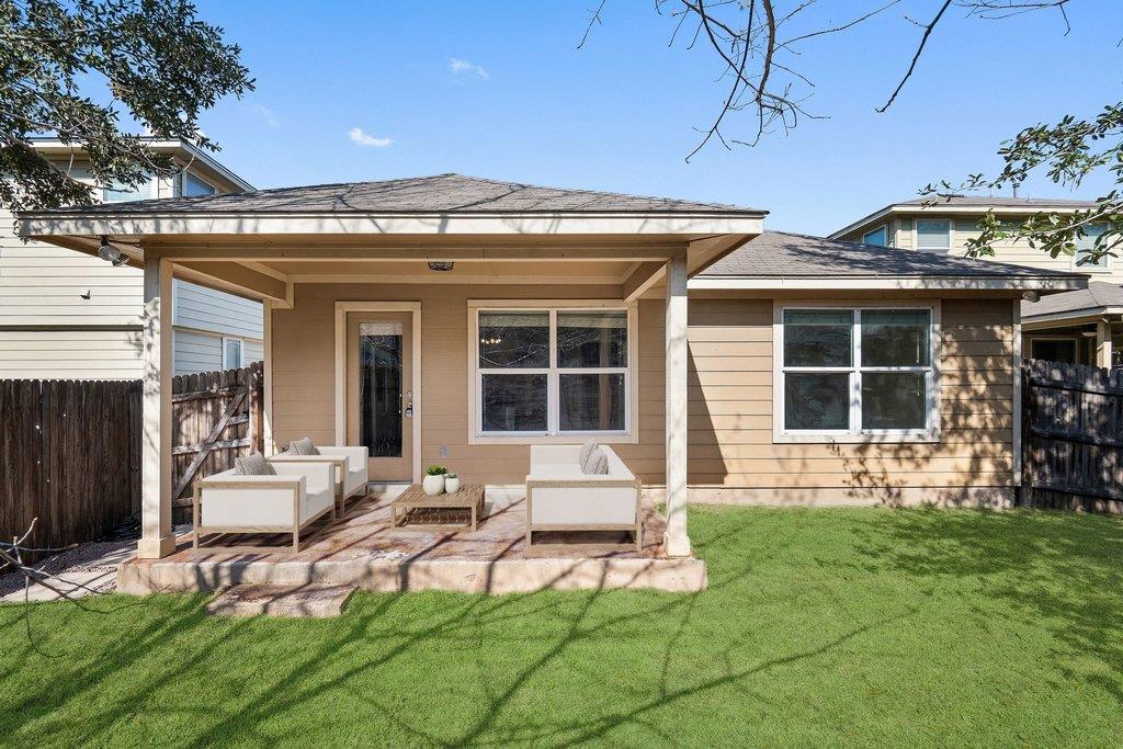 1601 Waxberry Ln Austin, TX 78748