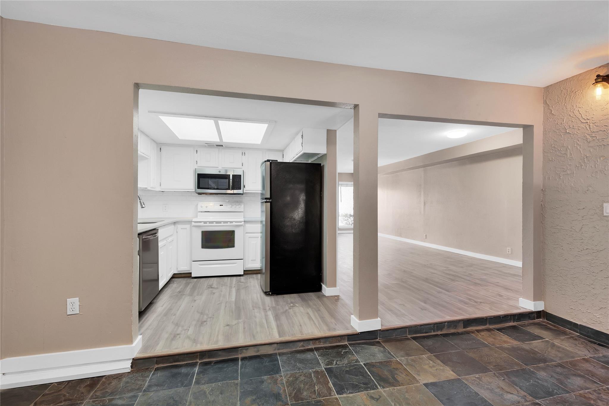 3607 Las Colinas Dr #B Austin, TX 78731