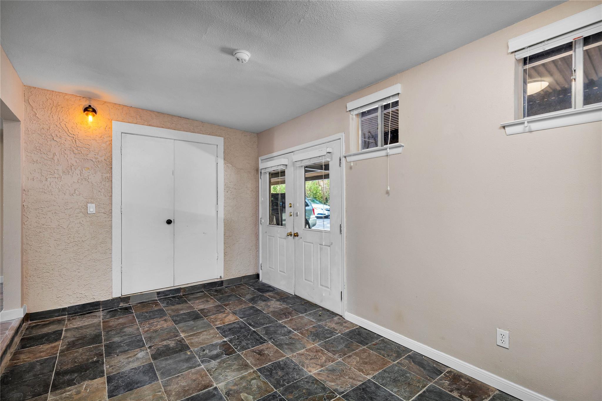 3607 Las Colinas Dr #B Austin, TX 78731