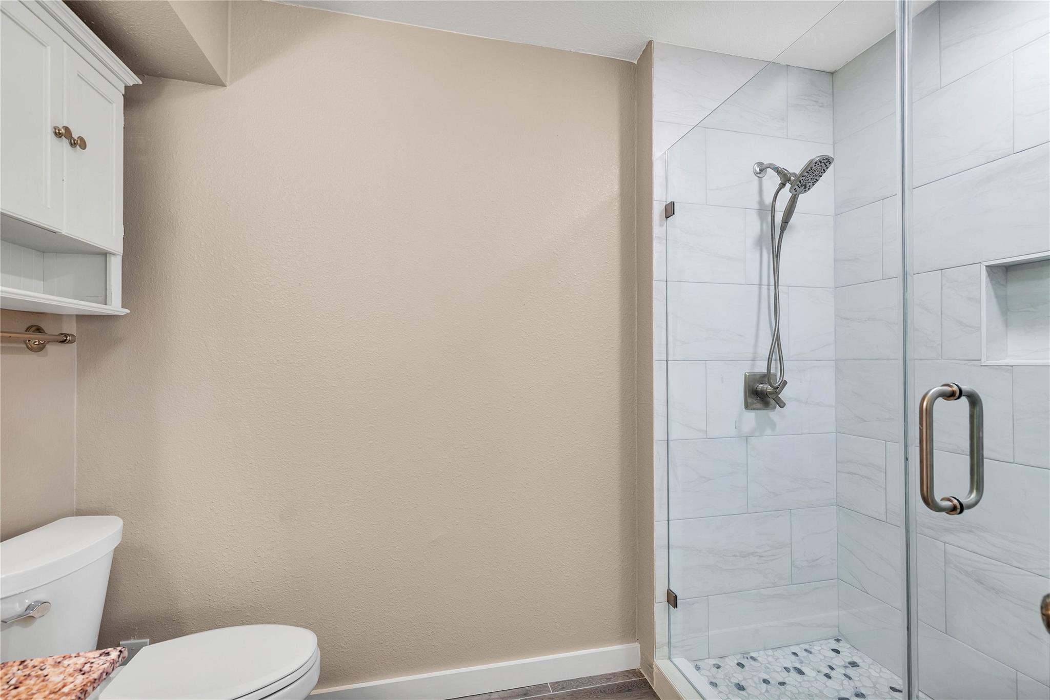 3607 Las Colinas Dr #B Austin, TX 78731