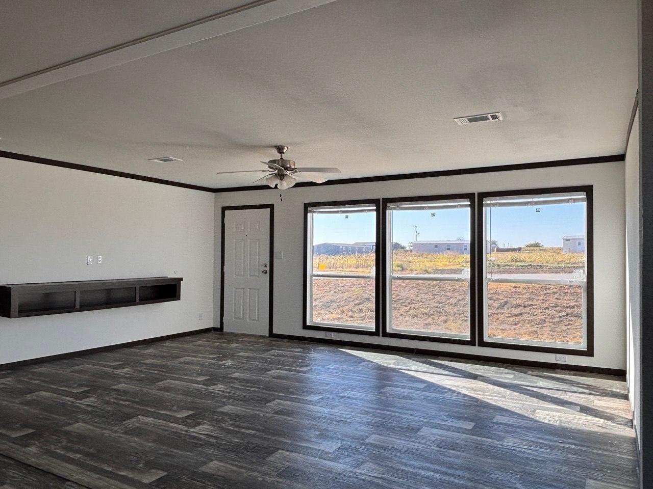 149 Castellana Way Elgin, TX 78621