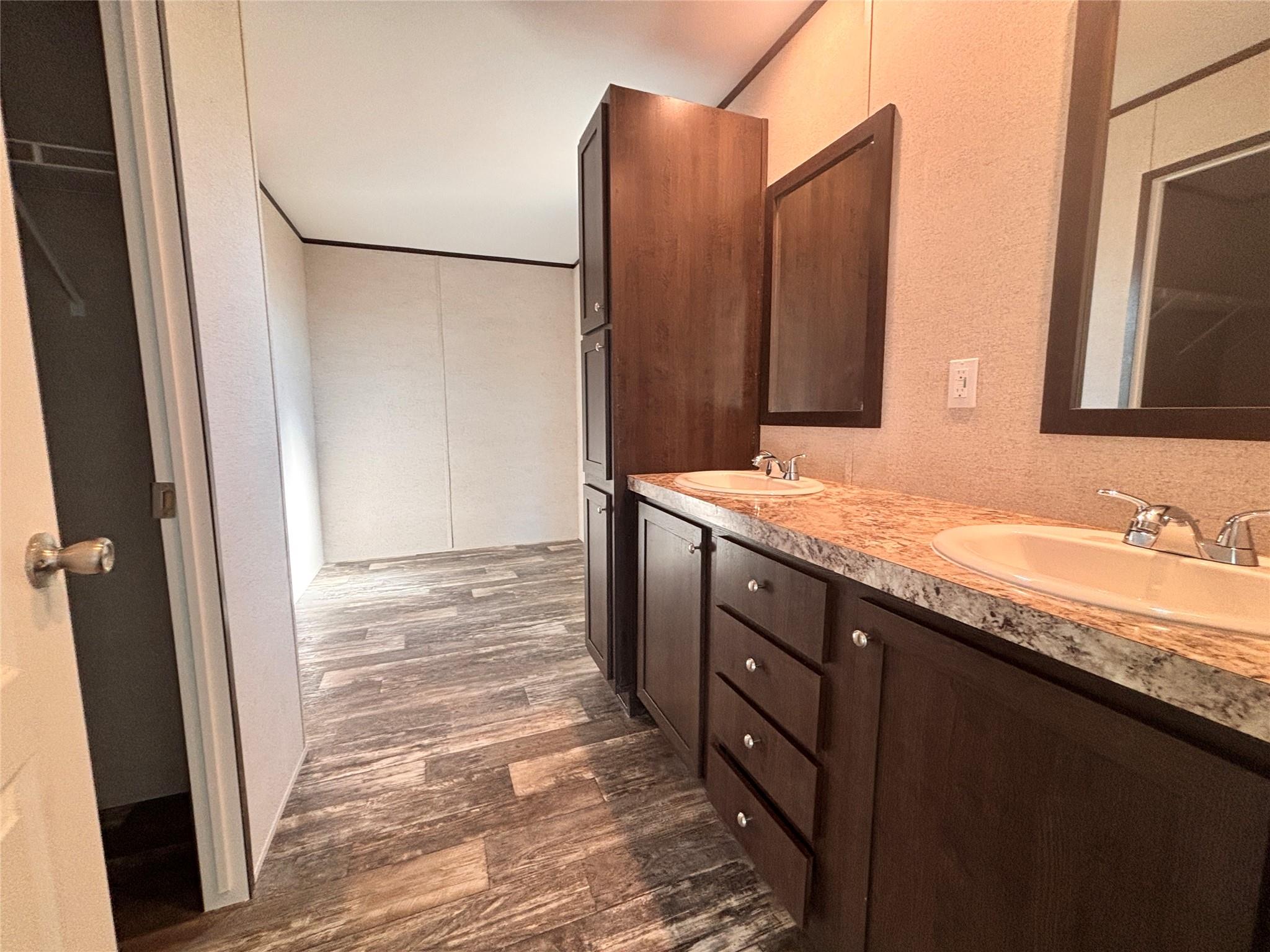 149 Castellana Way Elgin, TX 78621