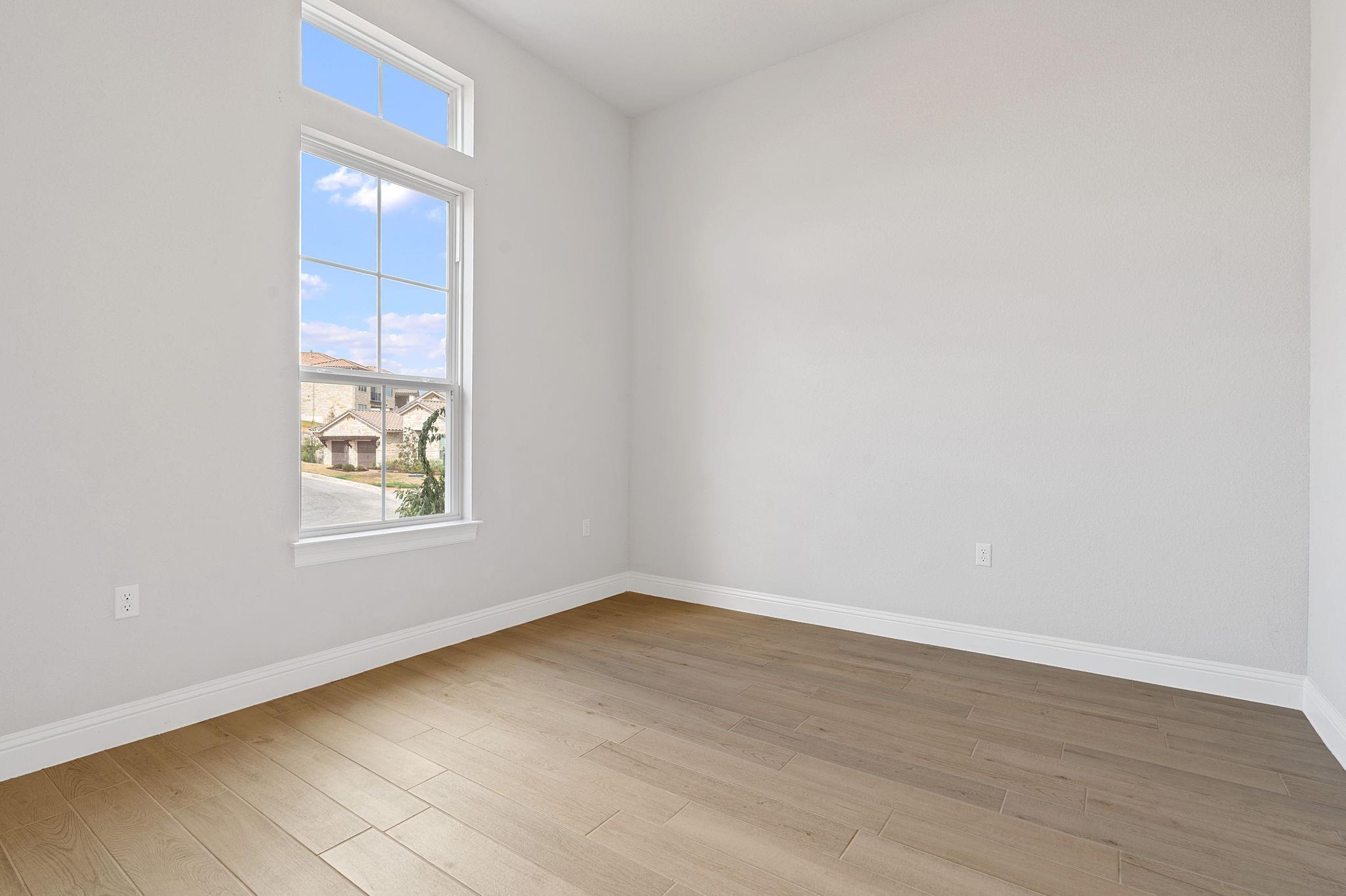 102 Majestic Arroyo Way Lakeway, TX 78738