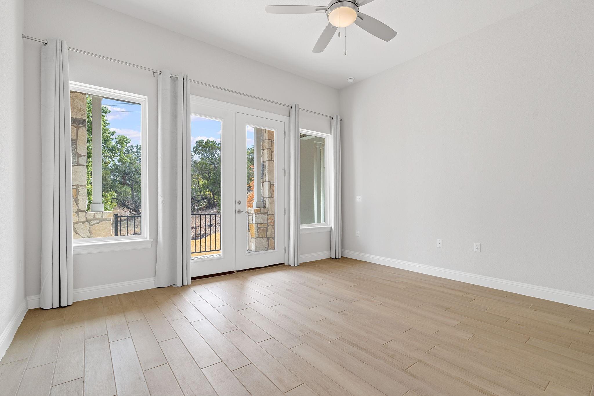 102 Majestic Arroyo Way Lakeway, TX 78738