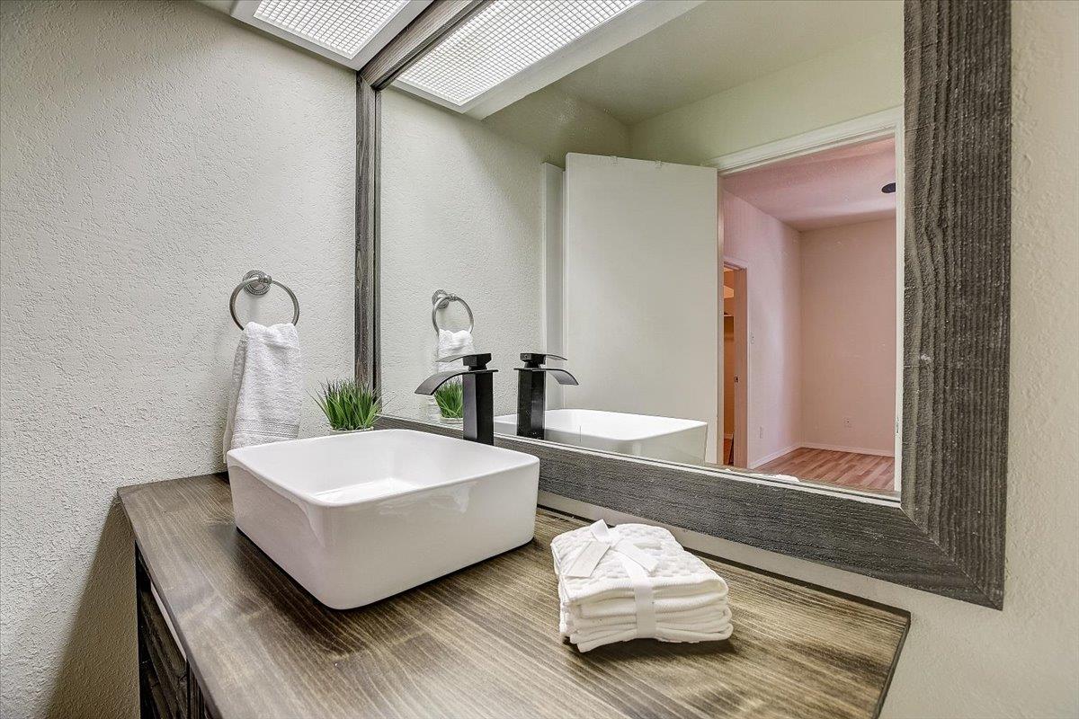 4711 Spicewood Springs Rd #2-112 Austin, TX 78759