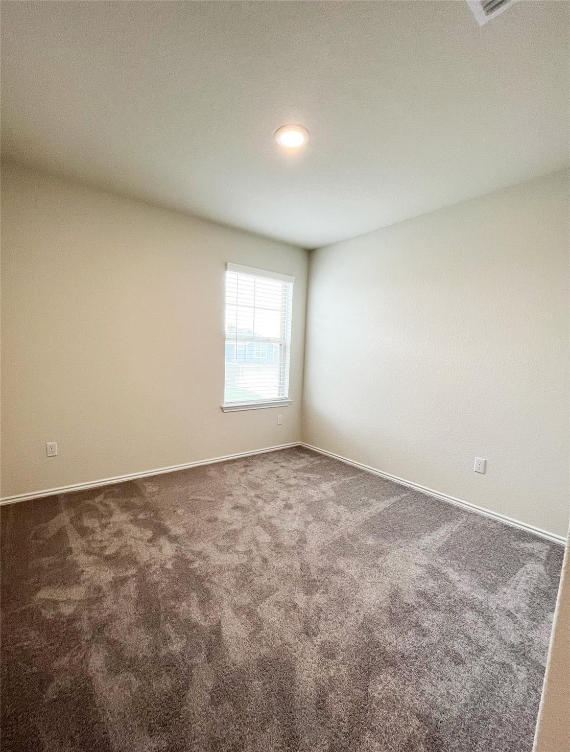 54 Pacific Loon St Leander, TX 78641