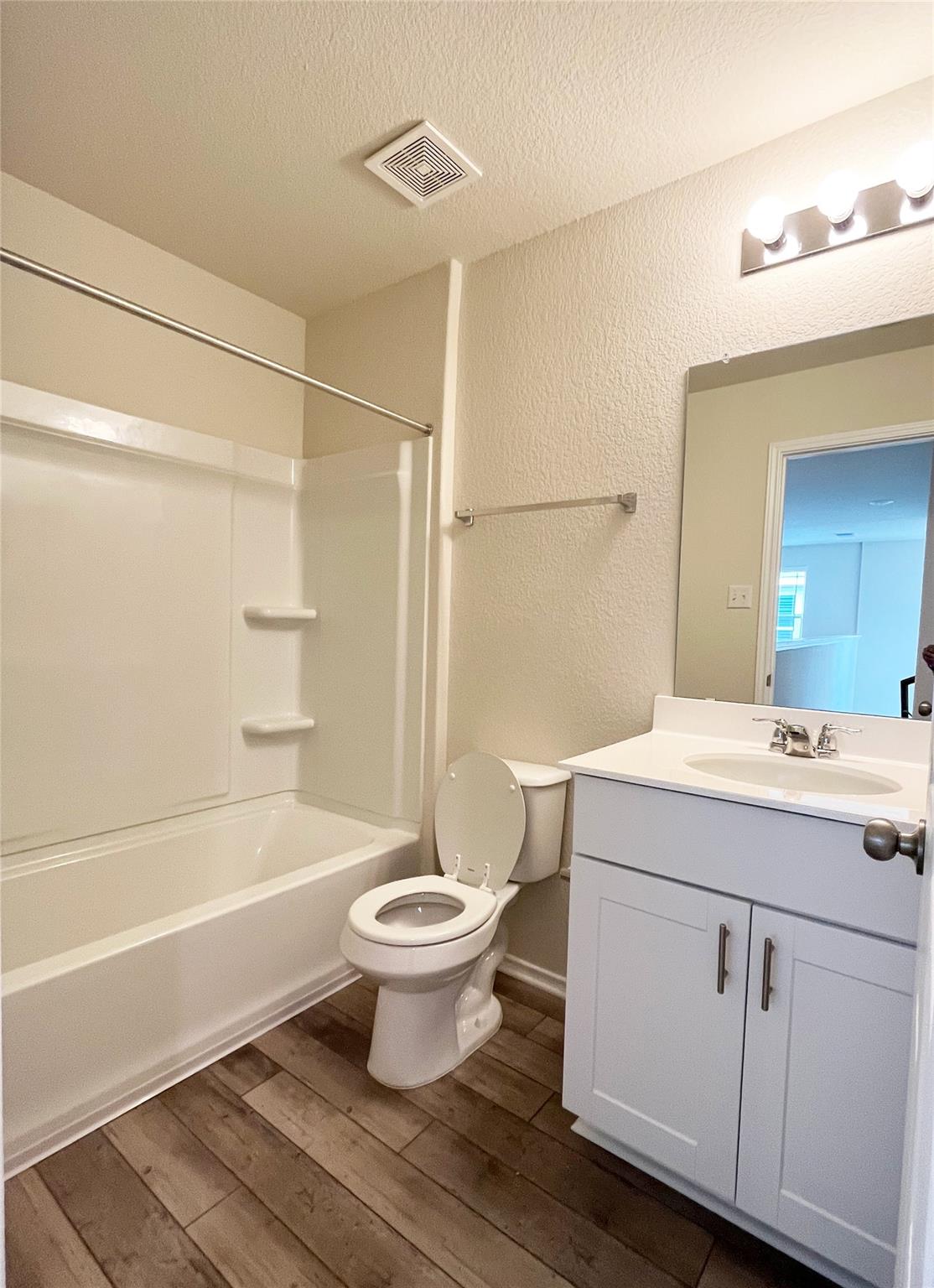 54 Pacific Loon St Leander, TX 78641