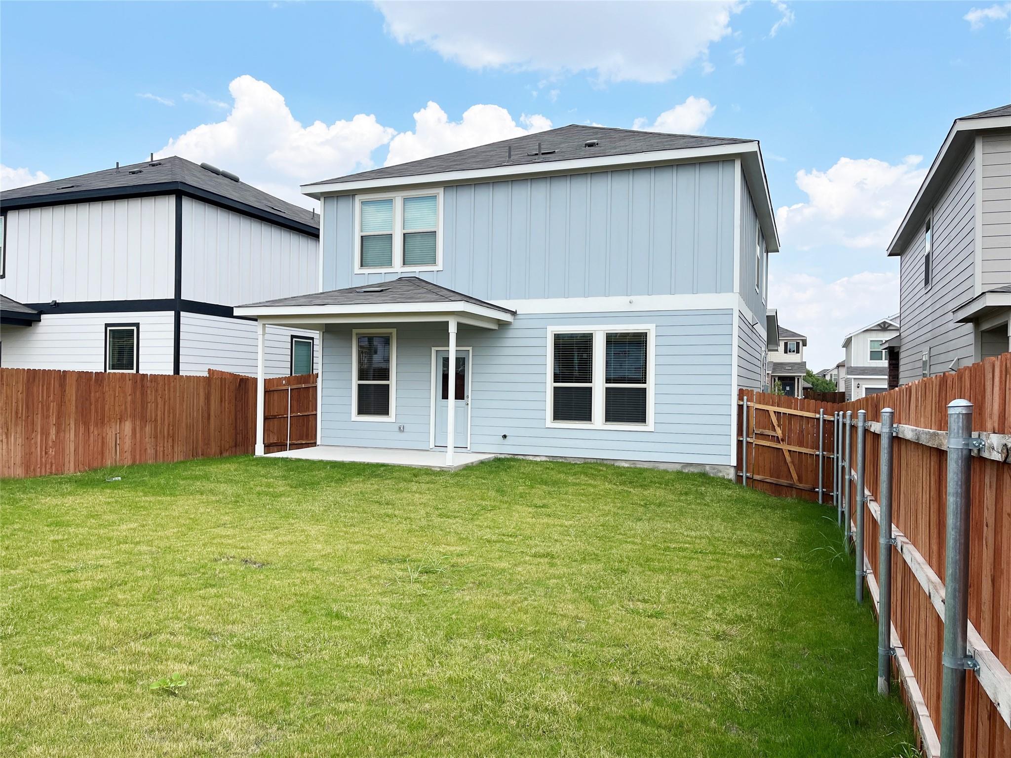 54 Pacific Loon St Leander, TX 78641