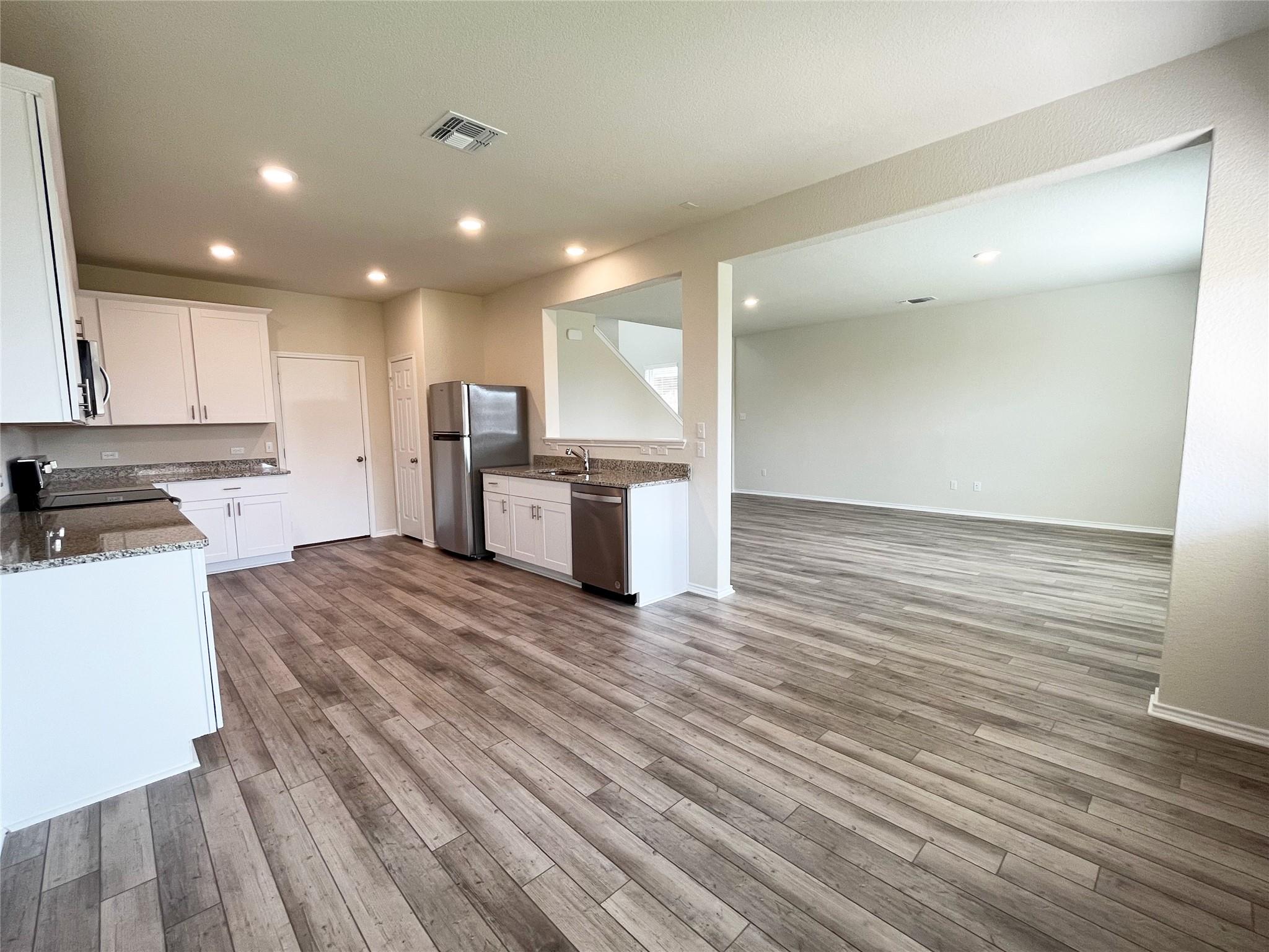 54 Pacific Loon St Leander, TX 78641